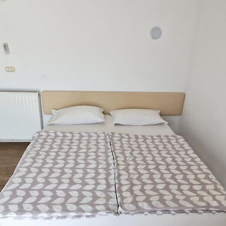 Daisy Apartment Ajdovščina Εξωτερικό φωτογραφία